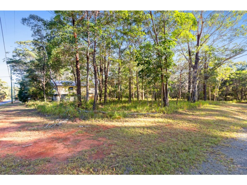 5 Park Avenue, Russell Island QLD 4184