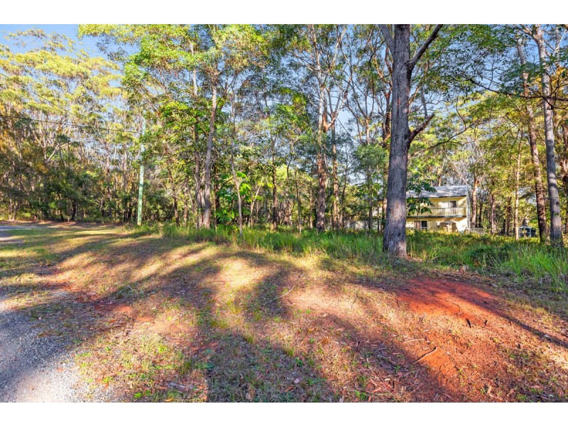 5 Park Avenue, Russell Island QLD 4184