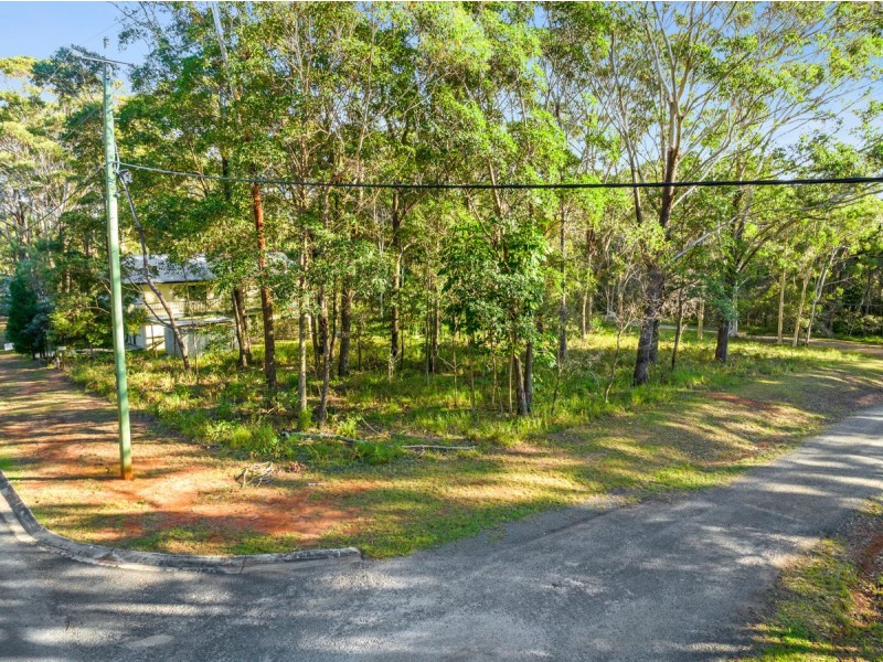 5 Park Avenue, Russell Island QLD 4184