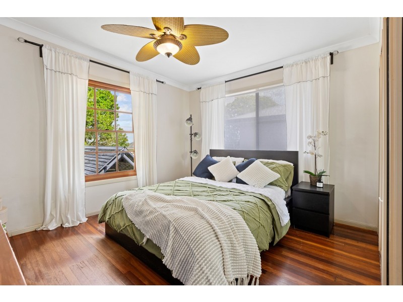 2 Mayflower Street, Daisy Hill QLD 4127