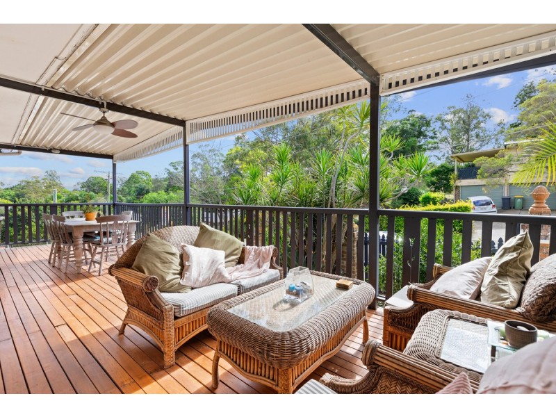 2 Mayflower Street, Daisy Hill QLD 4127