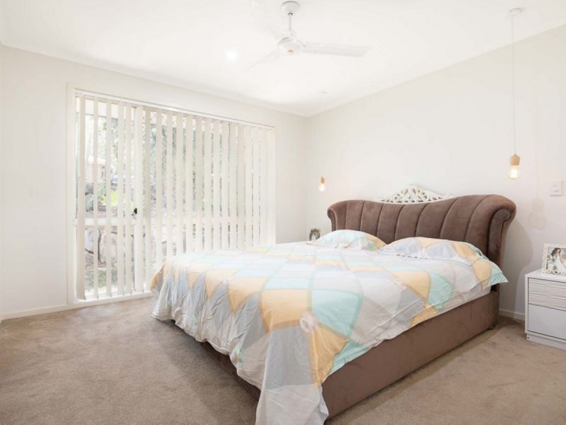 48 Leopard Tree Crescent, Sinnamon Park QLD 4073