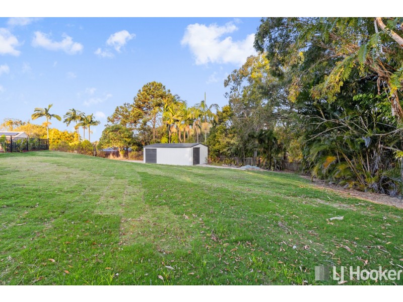 17 Sycamore Street, Redland Bay QLD 4165