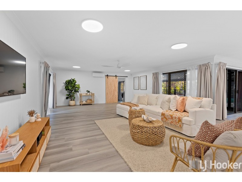 17 Sycamore Street, Redland Bay QLD 4165