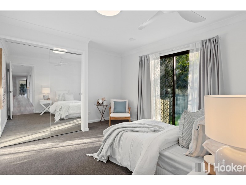 17 Sycamore Street, Redland Bay QLD 4165