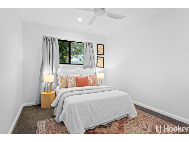 17 Sycamore Street, Redland Bay QLD 4165