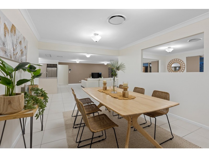 22 Explorers Way, Mount Cotton QLD 4165