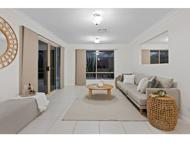 22 Explorers Way, Mount Cotton QLD 4165