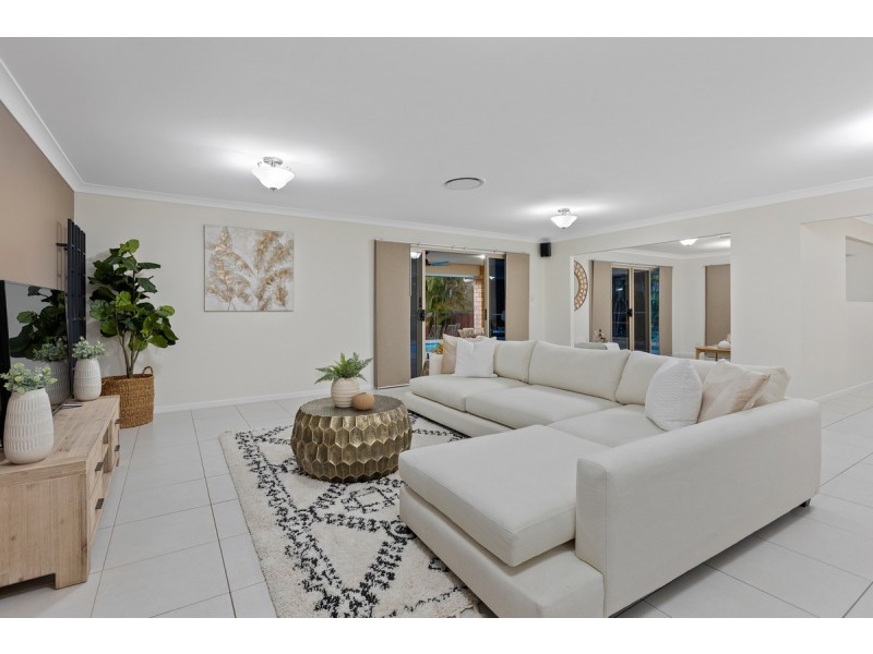 22 Explorers Way, Mount Cotton QLD 4165