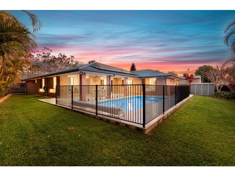 22 Explorers Way, Mount Cotton QLD 4165