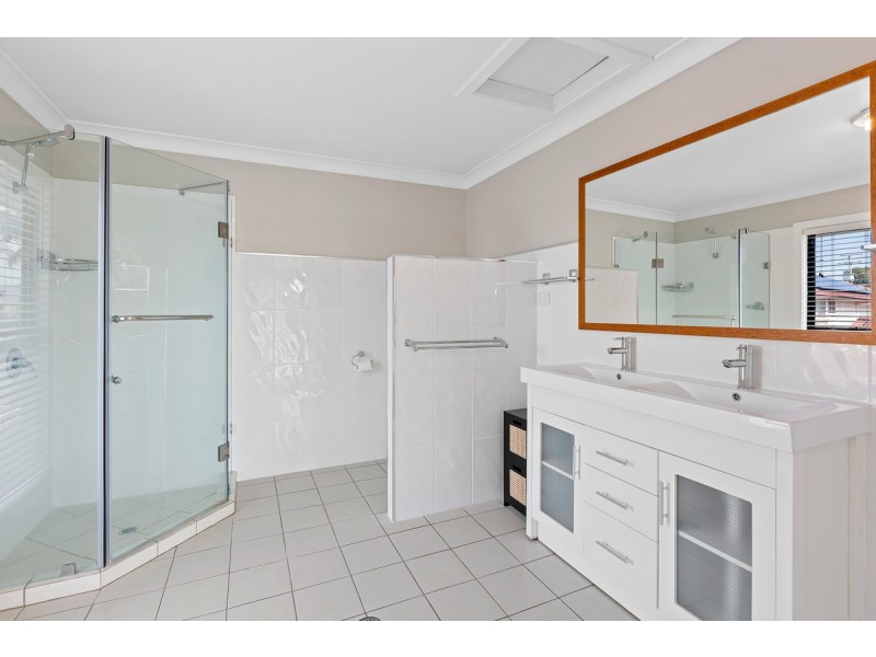 25 South Street, Cleveland QLD 4163