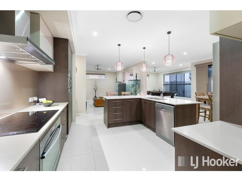 27 Brindabella Circuit, Thornlands QLD 4164