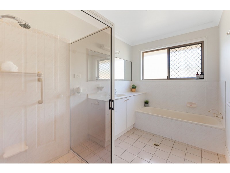 270 Bloomfield Street, Cleveland QLD 4163