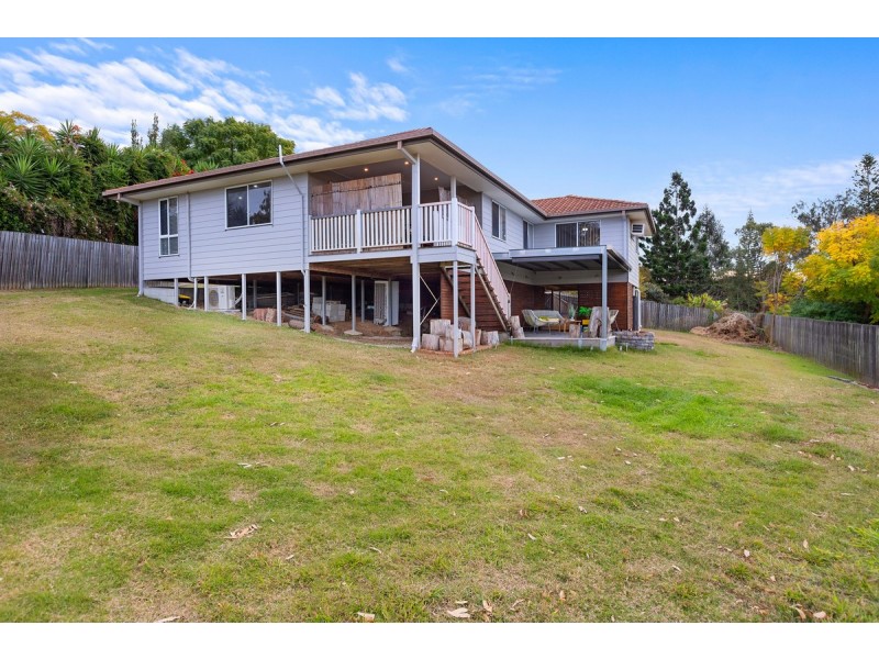 18A Willow Road West, Redbank Plains QLD 4301