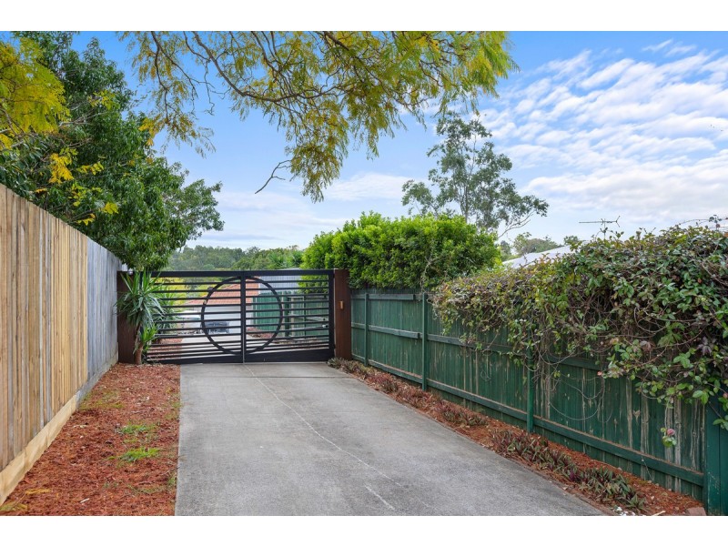 18A Willow Road West, Redbank Plains QLD 4301