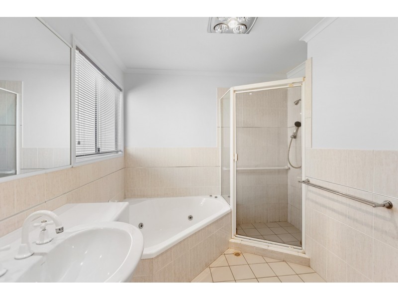 18/14-22 Mary Pleasant Drive, Birkdale QLD 4159