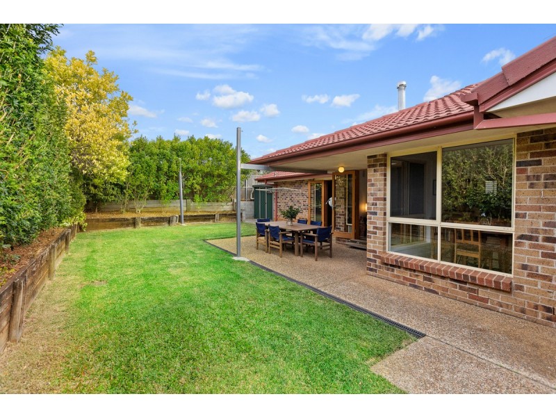 1 Lynch Crescent, Birkdale QLD 4159
