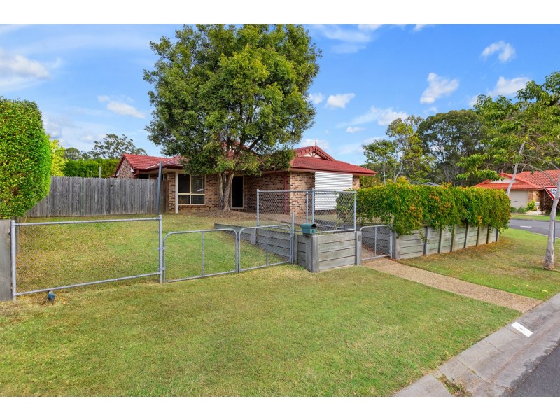 1 Lynch Crescent, Birkdale QLD 4159