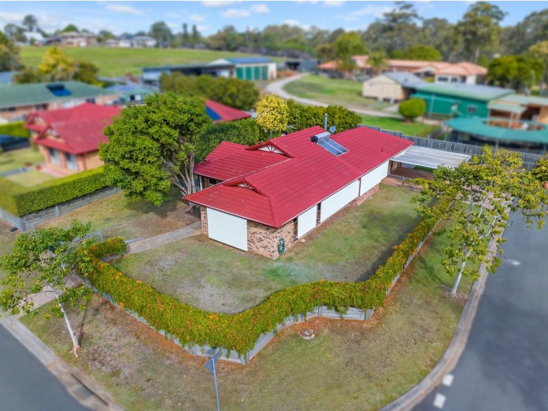1 Lynch Crescent, Birkdale QLD 4159
