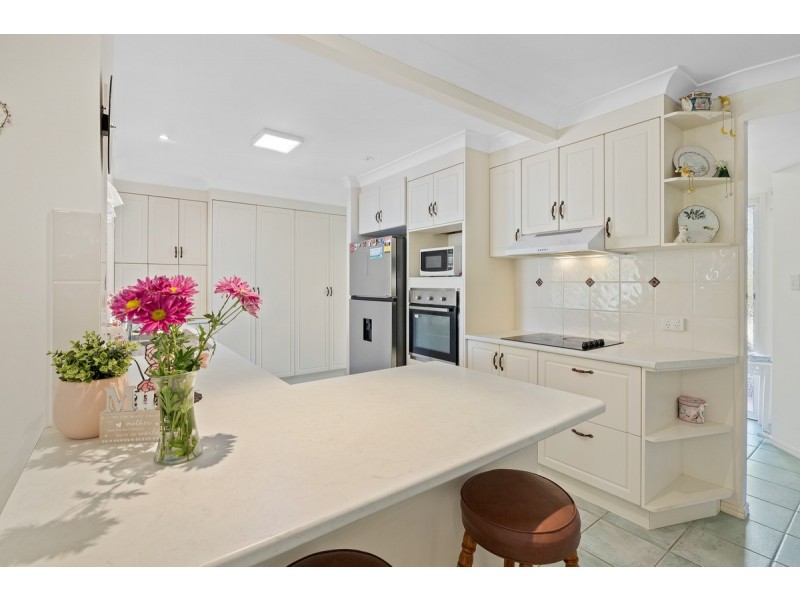 21 Beachside Court, Victoria Point QLD 4165