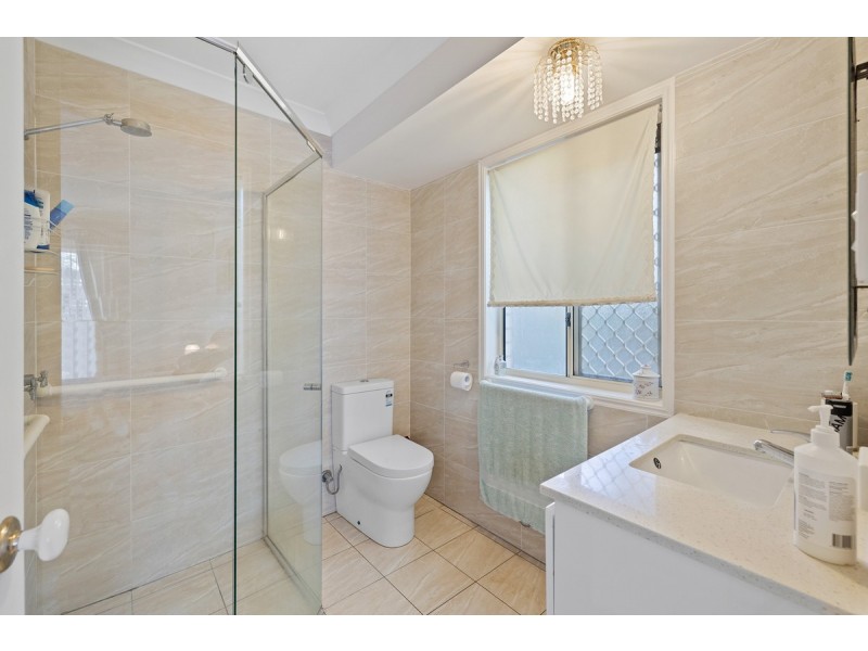 21 Beachside Court, Victoria Point QLD 4165