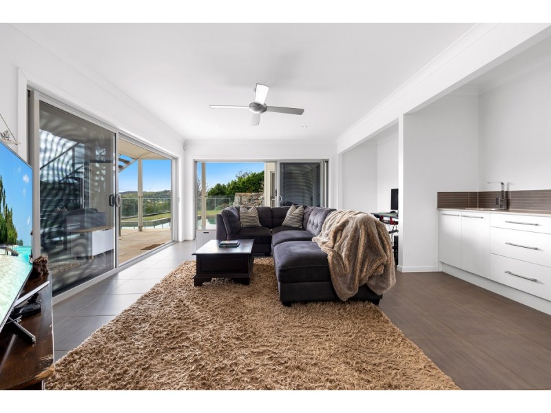 50 Willowvale Drive, Willow Vale QLD 4209