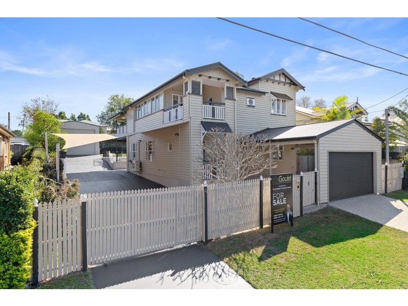 4 Framont Avenue, Holland Park QLD 4121