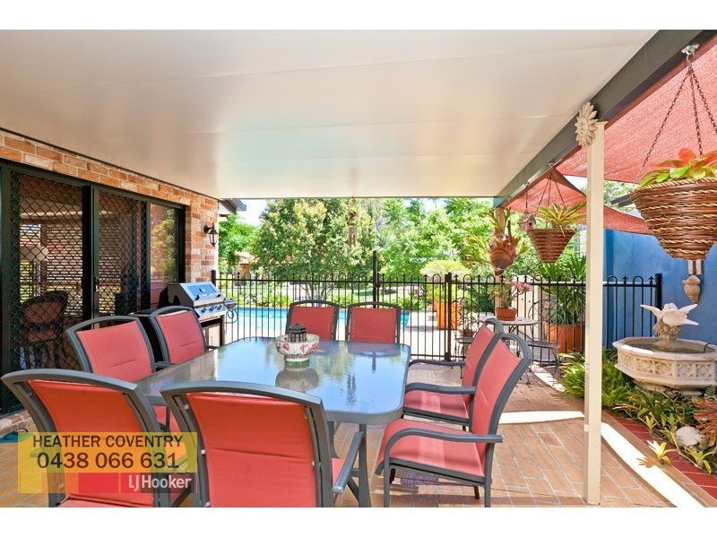 2 Veitch Close, Wellington Point QLD 4160