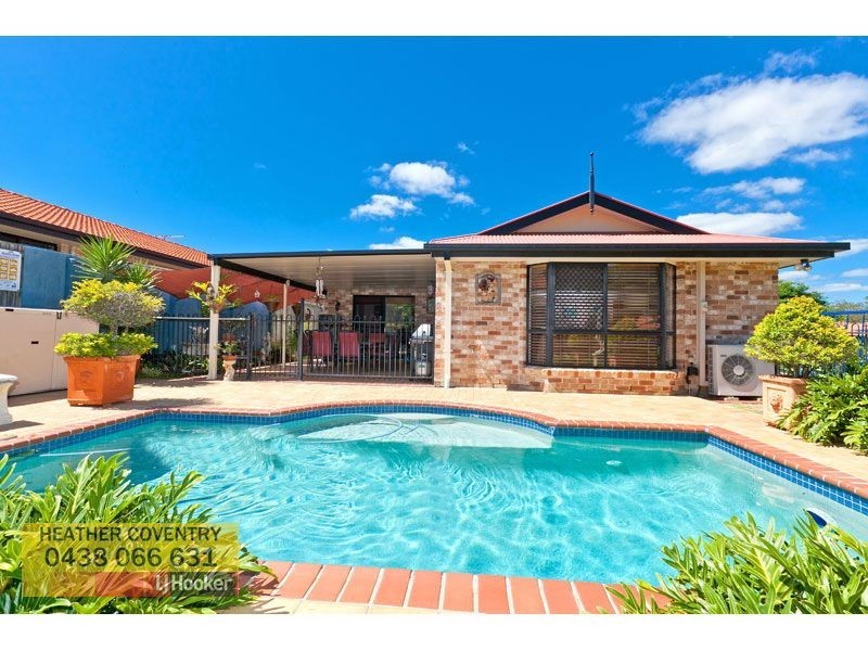 2 Veitch Close, Wellington Point QLD 4160
