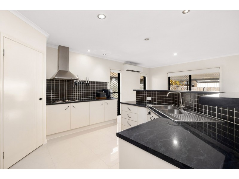 12 Lakeland Court, Loganholme QLD 4129
