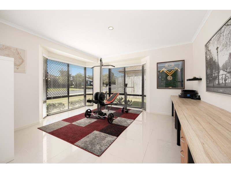 12 Lakeland Court, Loganholme QLD 4129