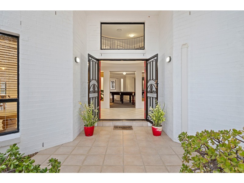 1 Pleasant Court, Cleveland QLD 4163