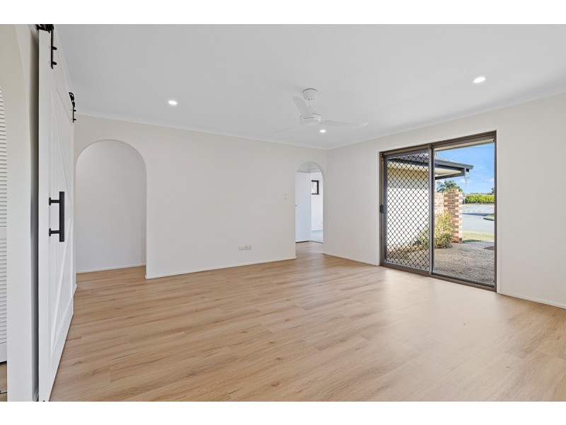 10 Robinia Street, Alexandra Hills QLD 4161