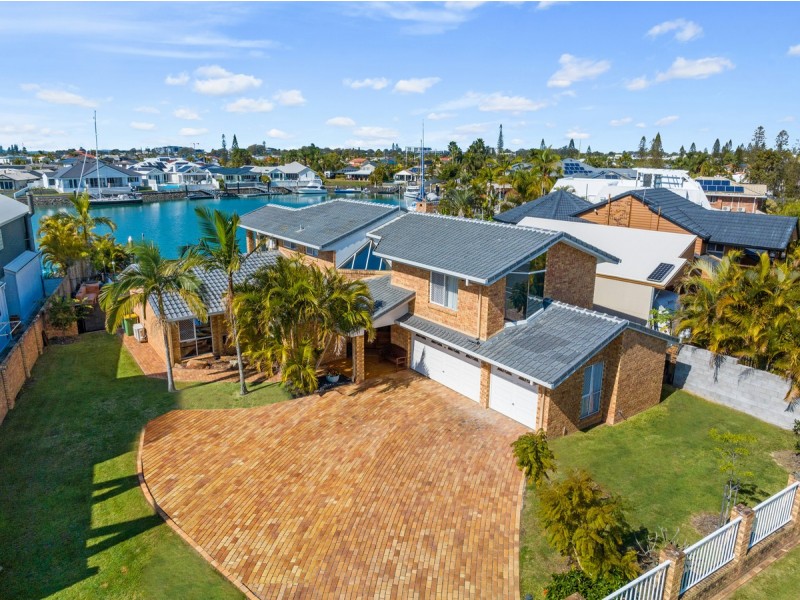 65 Masthead Drive, Raby Bay QLD 4163