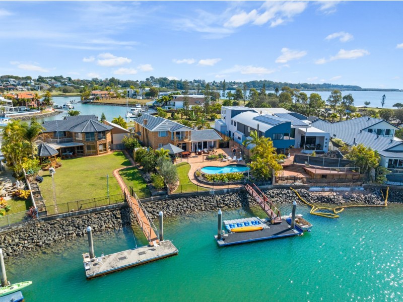 65 Masthead Drive, Raby Bay QLD 4163