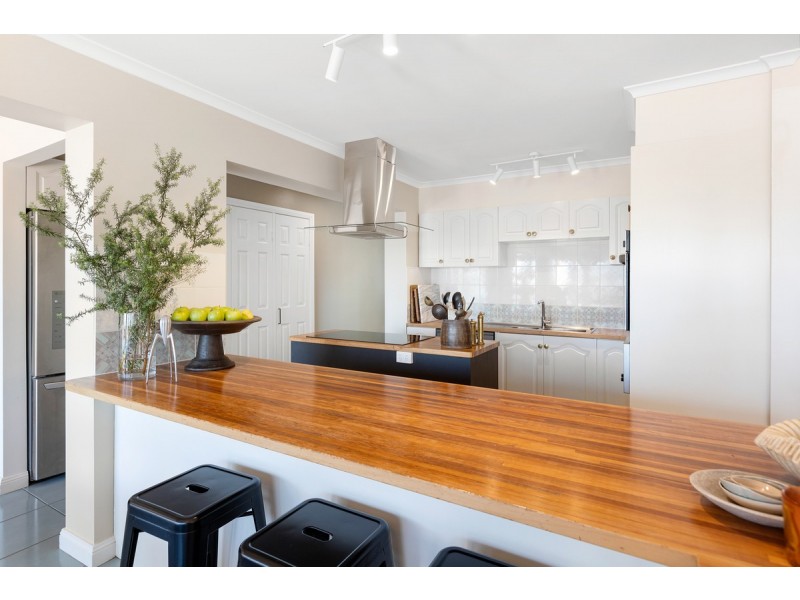 65 Masthead Drive, Raby Bay QLD 4163