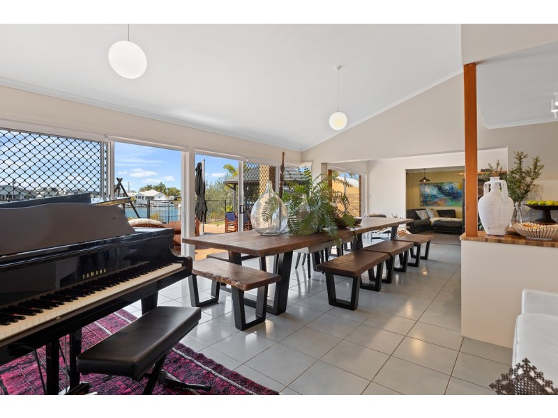 65 Masthead Drive, Raby Bay QLD 4163