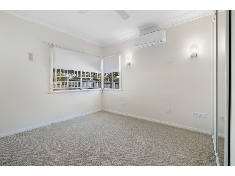 57 Tingalpa Street, Wynnum West QLD 4178