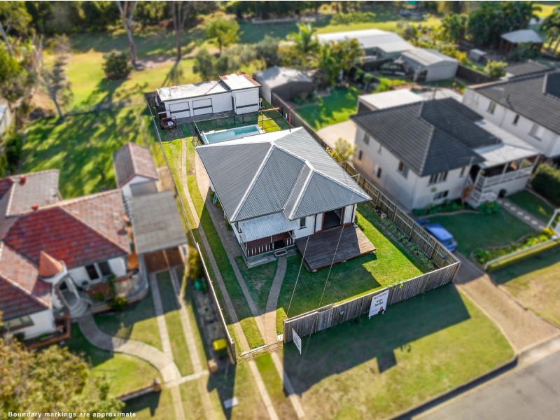 57 Tingalpa Street, Wynnum West QLD 4178