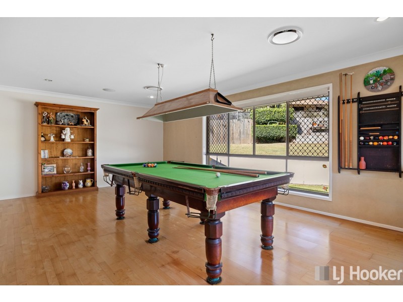 2 Kalmia Drive, Redland Bay QLD 4165