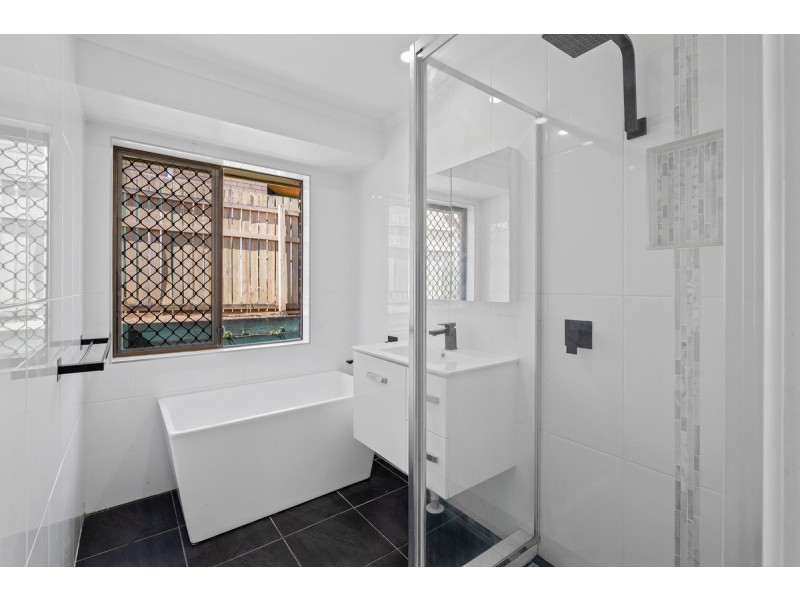4 Swan Street, Capalaba QLD 4157