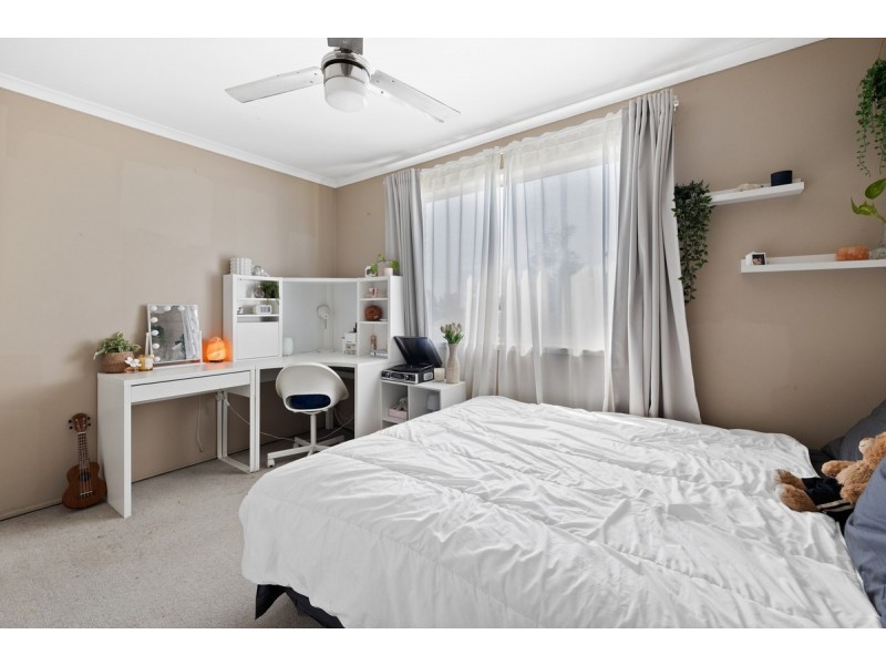 19 Peel Street, Redland Bay QLD 4165