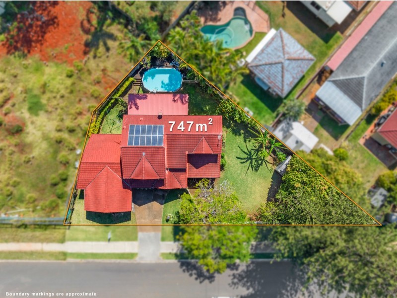 19 Peel Street, Redland Bay QLD 4165