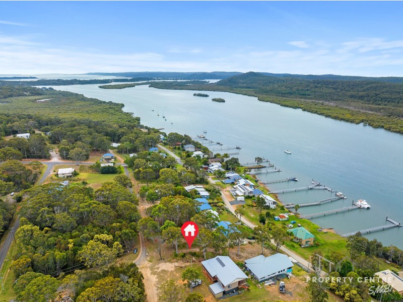 43 Scenic Drive, Russell Island QLD 4184