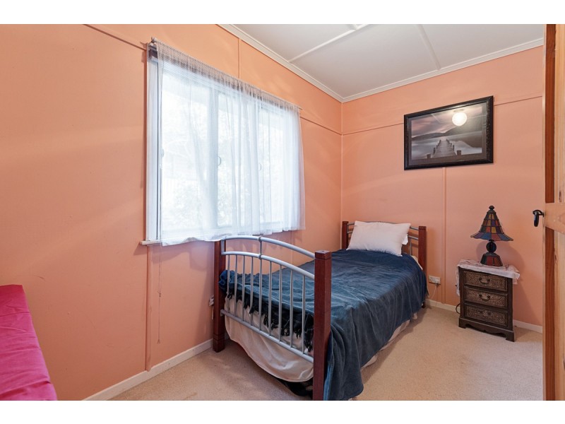 39 Peranga Street, Manly QLD 4179