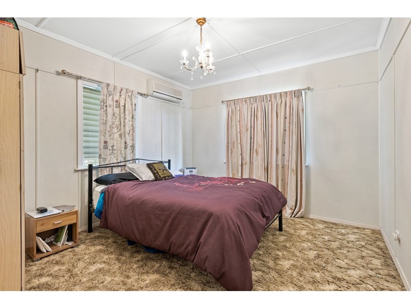 39 Peranga Street, Manly QLD 4179