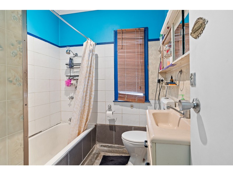 39 Peranga Street, Manly QLD 4179