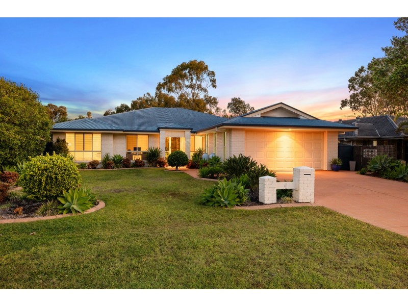 4 Cedarview Place, Wellington Point QLD 4160