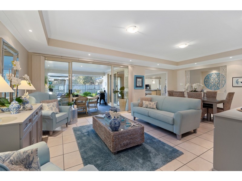 4 Cedarview Place, Wellington Point QLD 4160