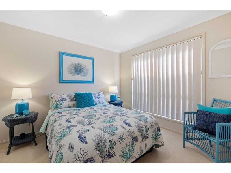 4 Cedarview Place, Wellington Point QLD 4160